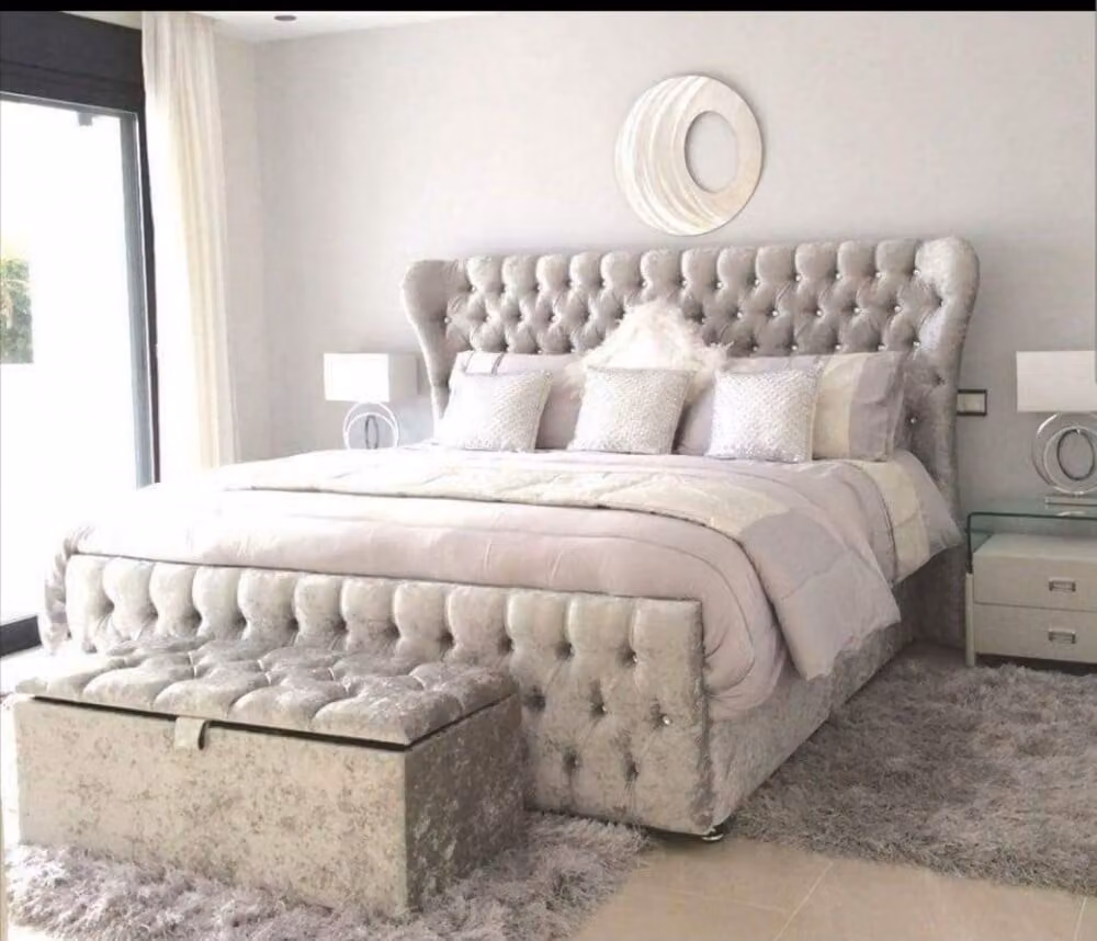 Designer Bett Schlafzimmer Betten Leder Hotel Luxus Polster Samt