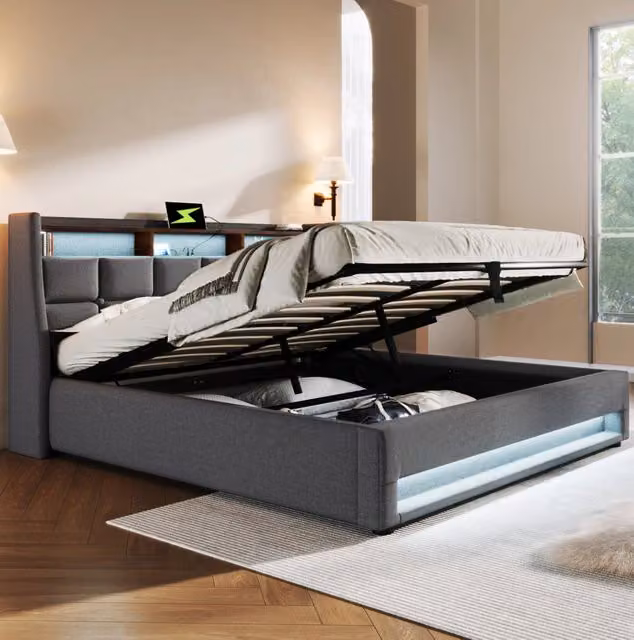 Letto imbottito grigio 140x200 cm con luci LED e porta USB, struttura in lino e metallo senza materasso