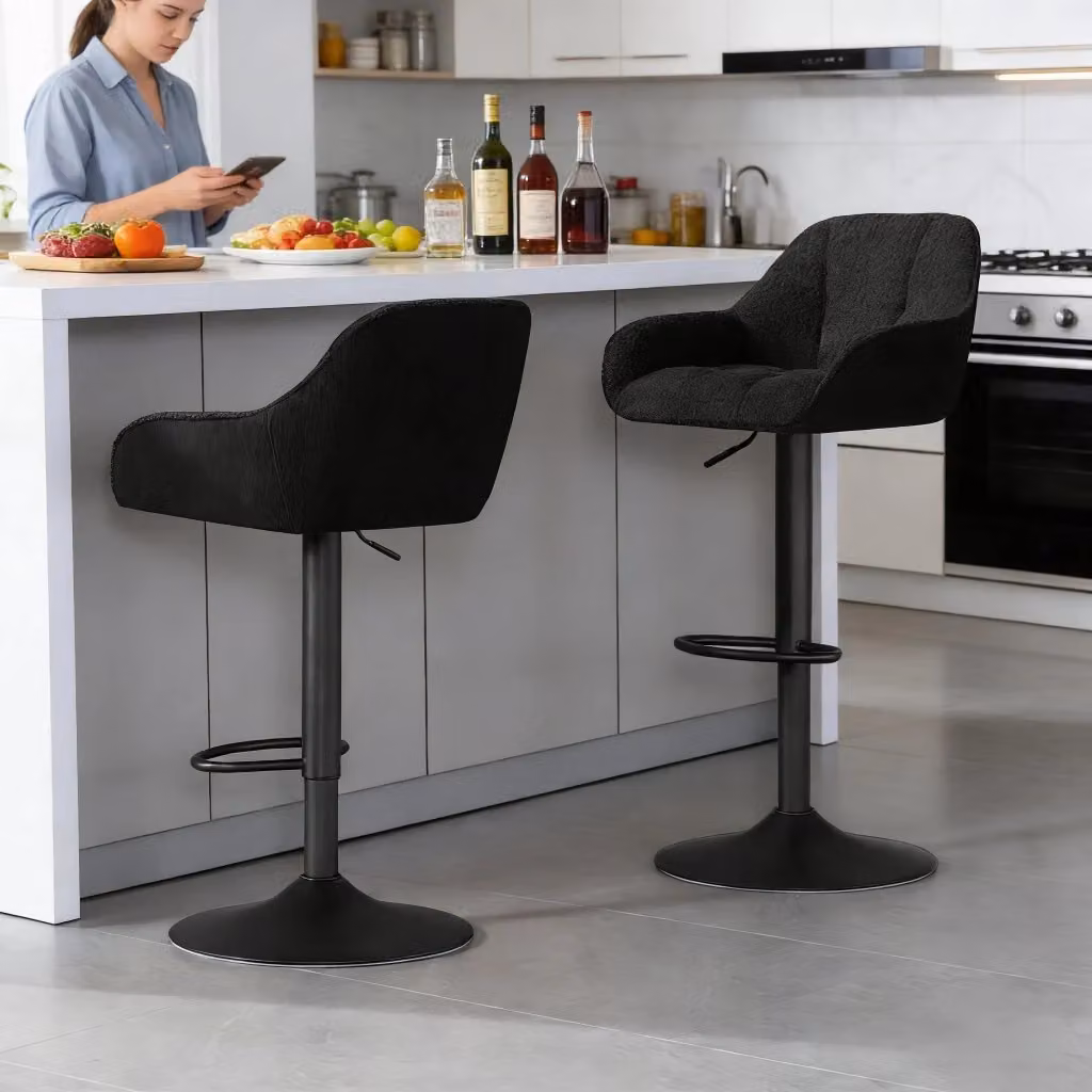 Set di 2 sgabelli da bar Chicfurn girevoli a 360 gradi con schienale in velluto a coste nero e struttura in metallo nero opaco – 2