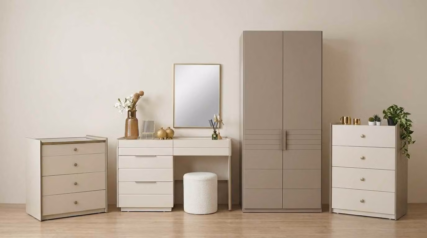 Set per camera da letto beige, moderno, composto da armadio, comodini e specchio