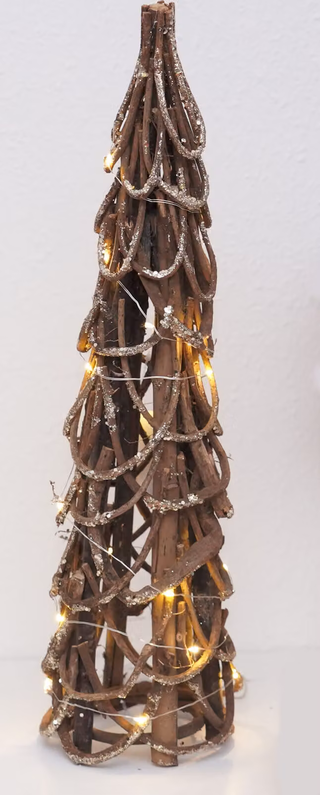 Albero di Natale in rattan LED 50 cm - con 20 luci fiabesche
