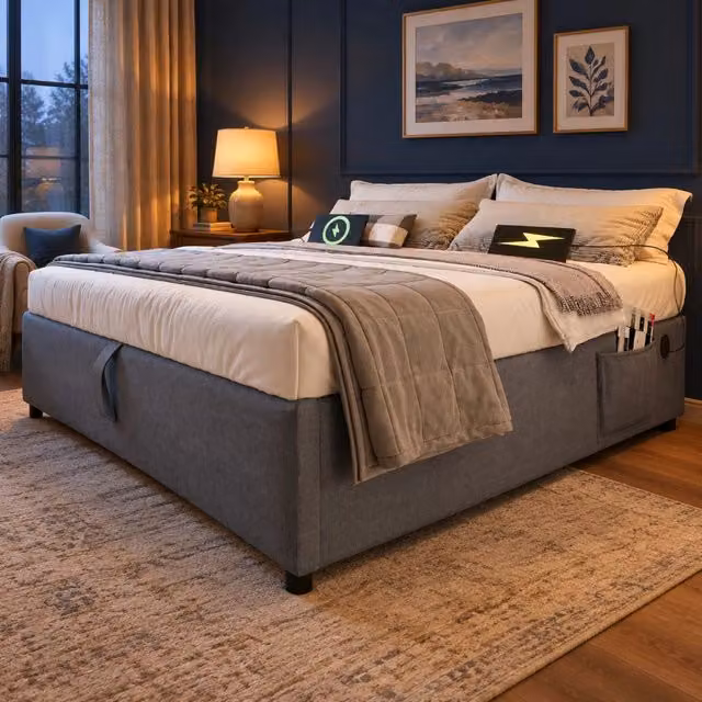 Letto imbottito matrimoniale 140x200 cm grigio con struttura in legno massello, base a doghe completa e porte di ricarica USB-C, senza testiera