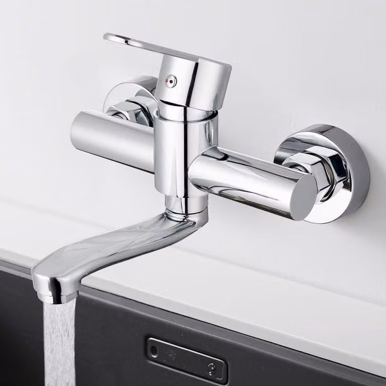Miscelatore da cucina, montaggio a parete, rotazione a 360°, acciaio inossidabile cromato, distanza regolabile tra i fori: 13,5-16,5 cm, flusso d'acqua a schiuma, risparmio idrico, valvola in Vetroceramica, tubo girevole da 15 cm