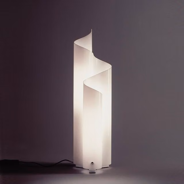 Artemide Mezzachimera Lampada da tavolo bianca con tecnologia LED e design organico