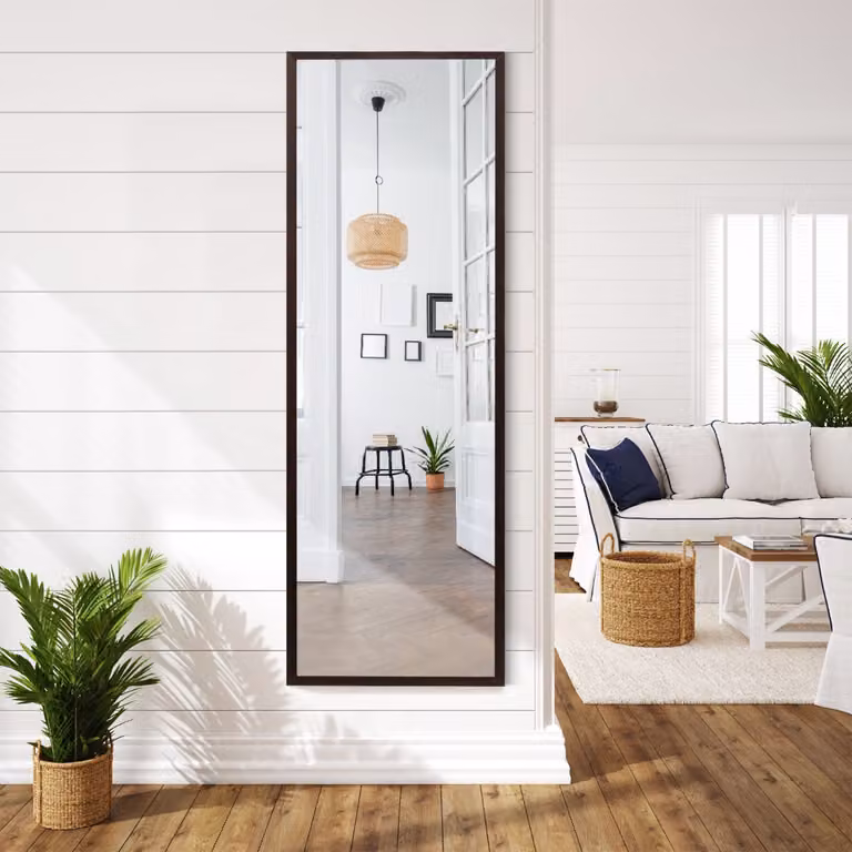 Specchio a figura intera Costway da appendere a muro o alla porta con struttura in metallo marrone e ganci regolabili