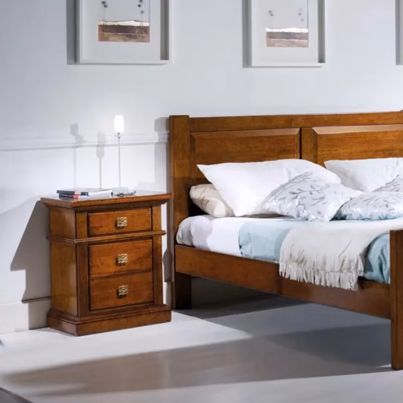 Comodino classico in legno con 3 cassetti Mobili 2G colore noce L: 55 cm, P: 37 cm, H: 67 cm – 2