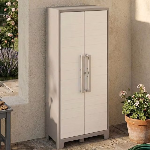 Armadio da esterno Grimsby DMORA colore Sabbia, Mobiletto multiuso per giardino, balcone o garage con ripiani interni e serratura, L: 80 cm, P: 44 cm, H: 182 cm