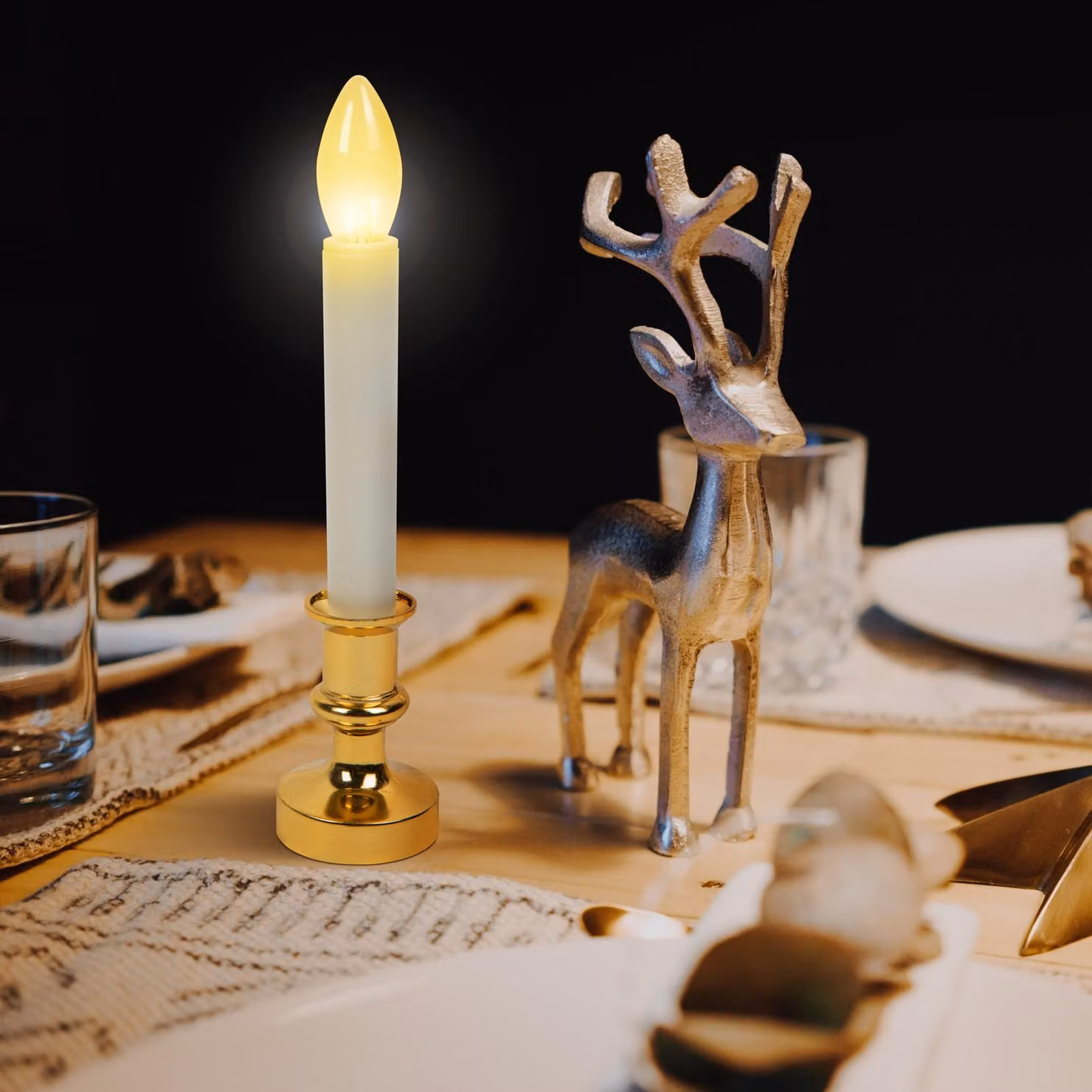 Decorazione natalizia: candela con luce LED gialla - bianca / da