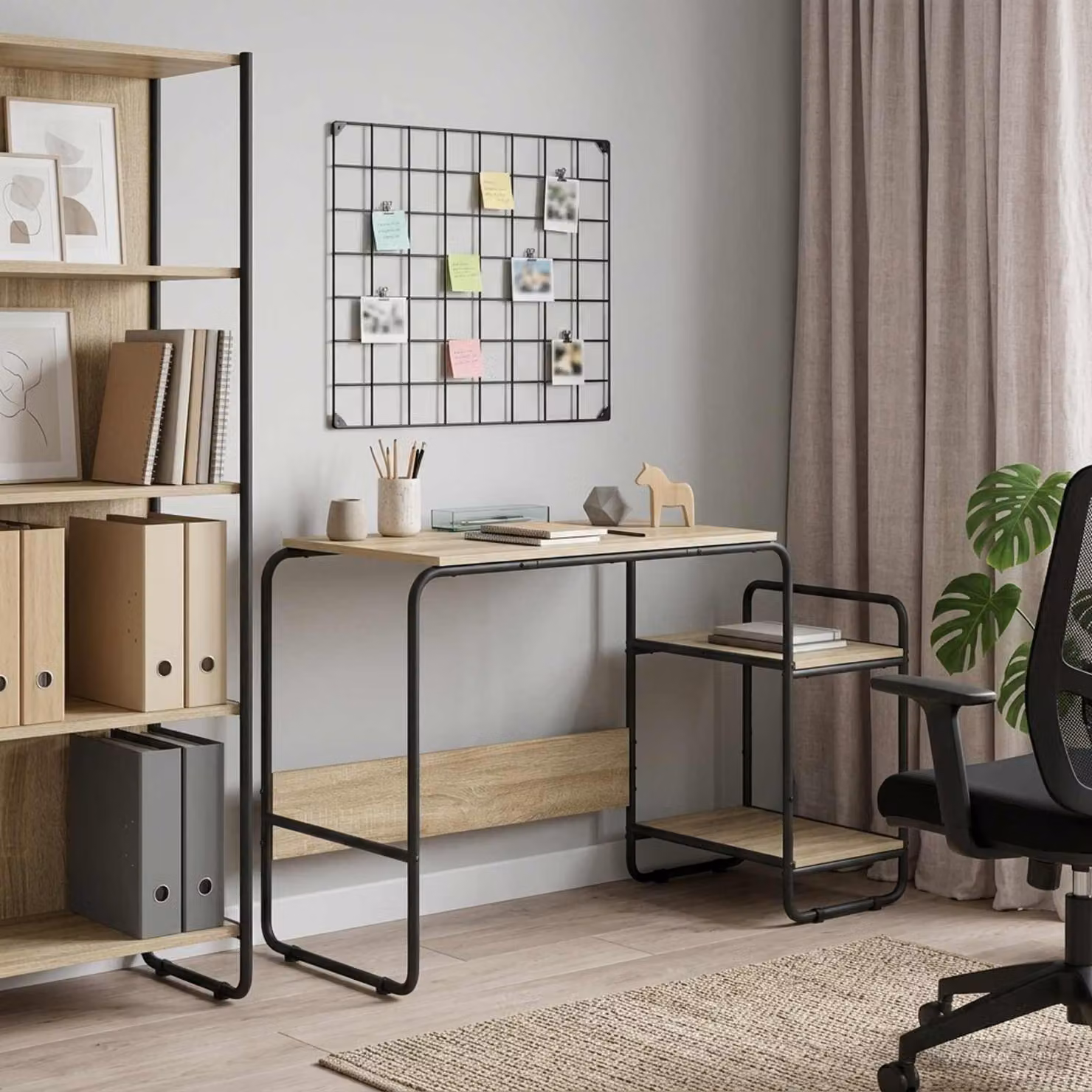 Scrivania moderna vidaXL con spazio di archiviazione, colore marrone, L: 131,5 cm, P: 60 cm, H: 75,5 cm
