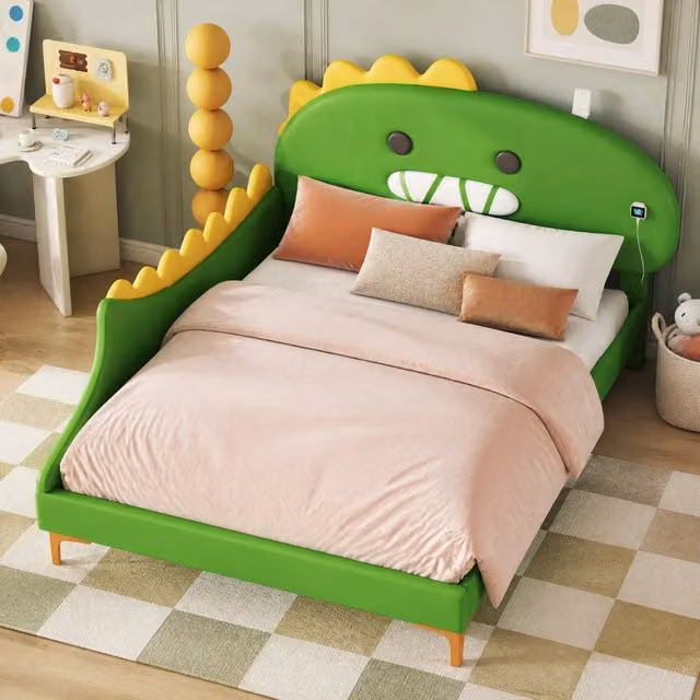 Letto per bambini Mivray con testiera a forma di dinosauro in ecopelle e MDF, colore verde, con rete a 12 doghe, L/P/H: 140 x 200 cm