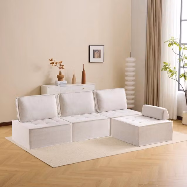 Divano modulare ULEVR in beige, configurabile liberamente con schienale ergonomico e rivestimento in lino