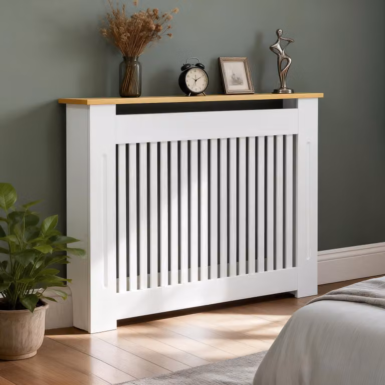 Copertura per termosifoni WISFOR, dimensioni 112x20x83 cm, realizzata in MDF, con lamelle verticali e piano di appoggio effetto legno