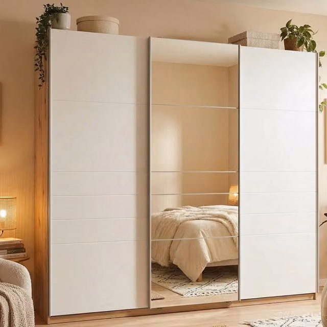 Armadio da camera da letto DMORA Carasco con ante scorrevoli, bianco e rovere opaco, L: 262.5 cm, H: 224 cm
