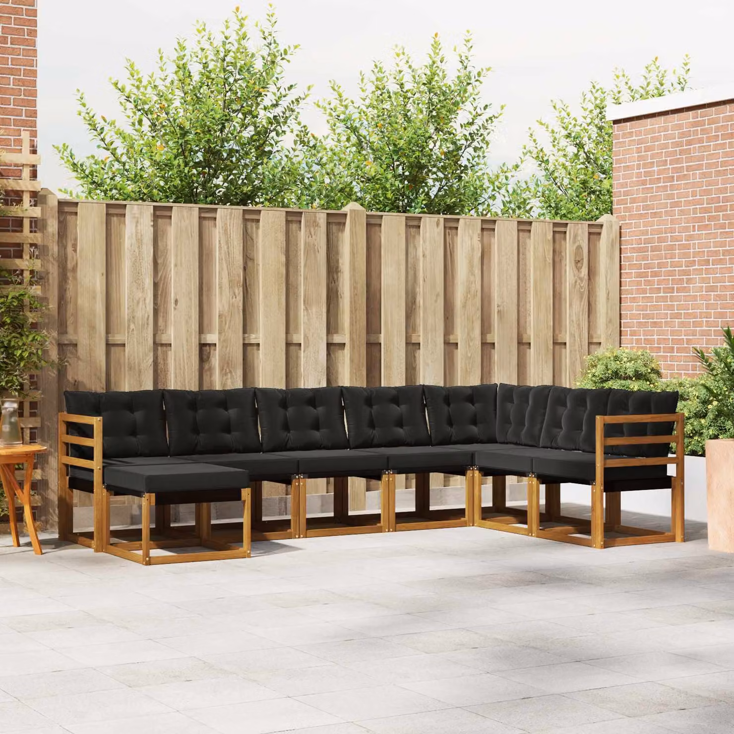 vidaXL Set di divani da esterno a L composto da 8 pezzi in legno di acacia con cuscini, colore marrone e nero