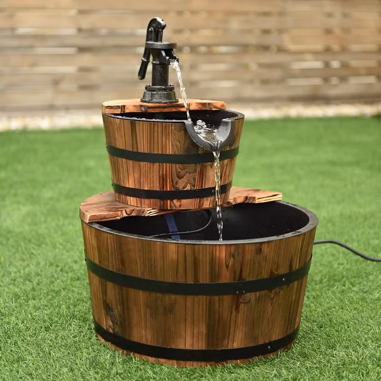 Fontana da tavolo Costway in legno di abete marrone con 2 livelli, pompa e flusso dell'acqua regolabile per la tua decorazione rustica