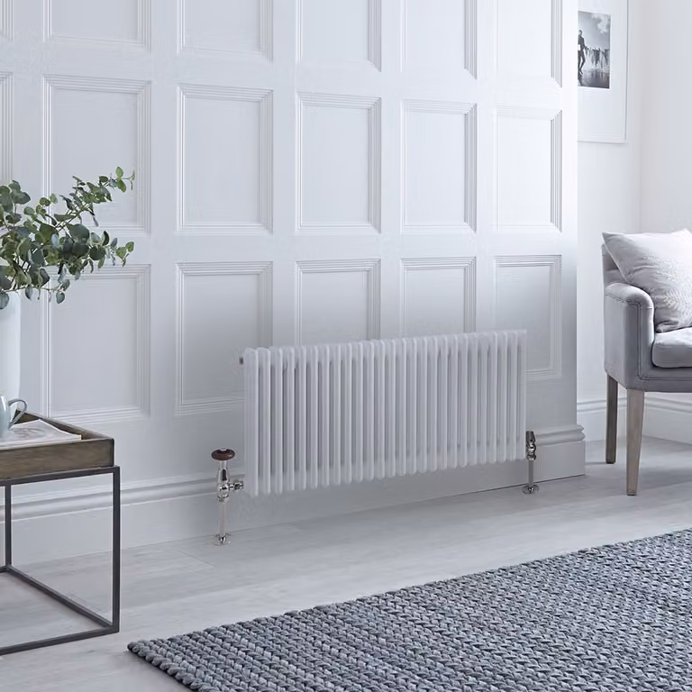 Radiatore Orizzontale Tradizionale Triplo a Colonne - 500 x 1190mm - Bianco - Regent