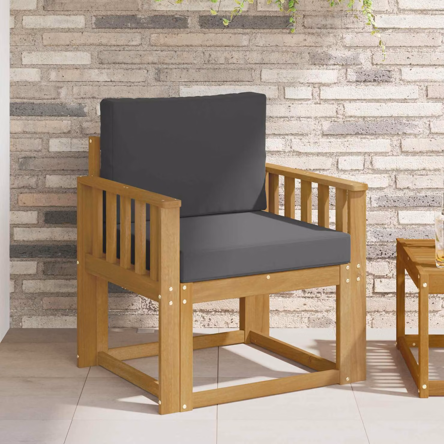 vidaXL Divano da esterno moderno in legno di acacia con cuscini bianchi e antracite