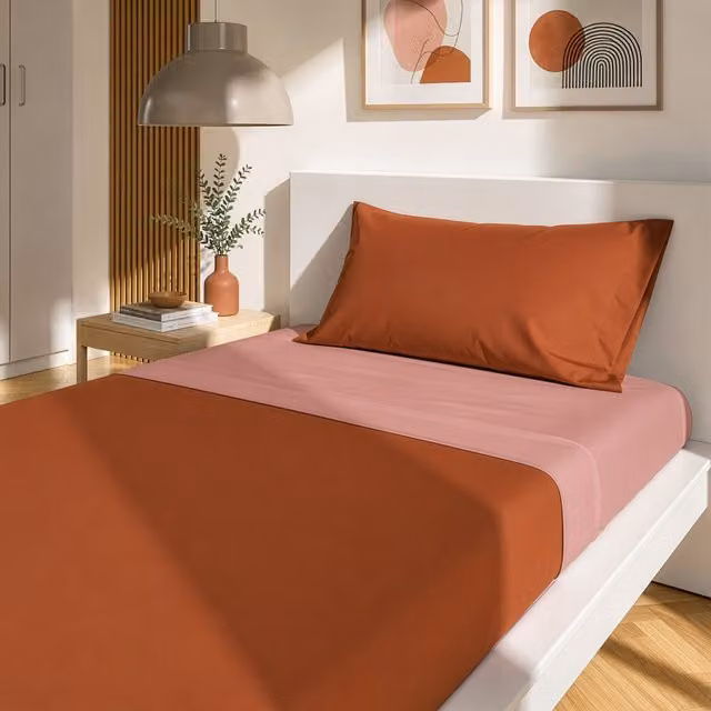 Completo letto singolo Manopesca in microfibra marrone bicolore, composto da lenzuolo piano, lenzuolo con angoli e federa, ideale per tutte le stagioni