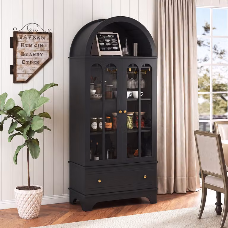 Costway Mobile credenza ad arco per cucina e sala da pranzo con ante in vetro temperato, portabottiglie e portabicchieri, Nero opaco