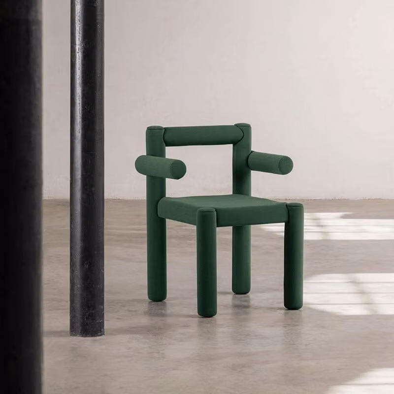 Sedia TU-BE Midj P R_TS con braccioli