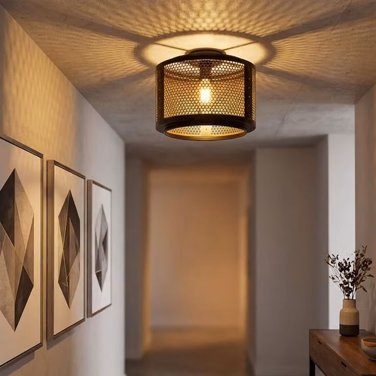 Lampada da soffitto a LED, ideale per la camera da letto, con paralume a griglia, finitura oro e nero