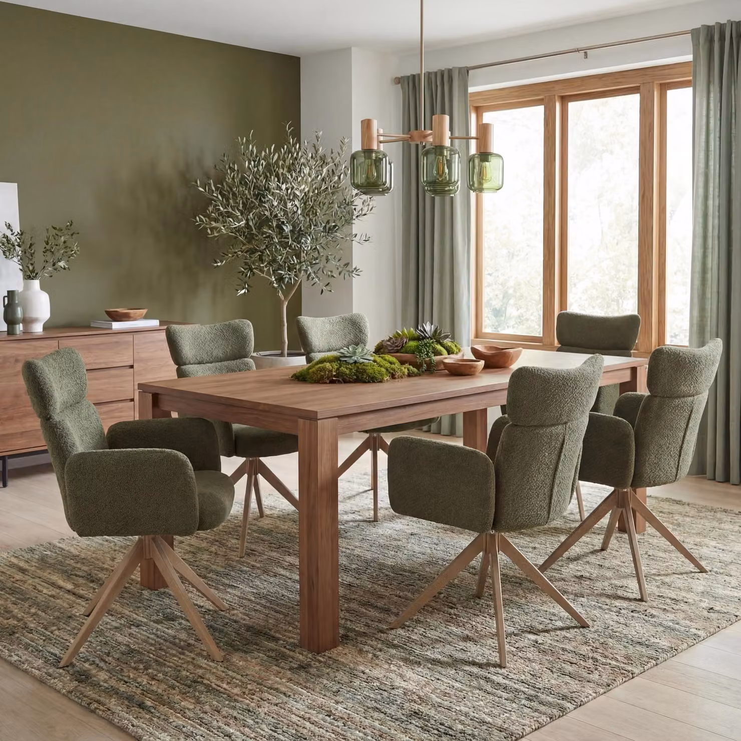 Set di 6 sedie da pranzo modello HWC-N11, sedia girevole con meccanismo di ritorno automatico, rivestita in tessuto bouclé (350g/m²), colore verde, gambe effetto legno