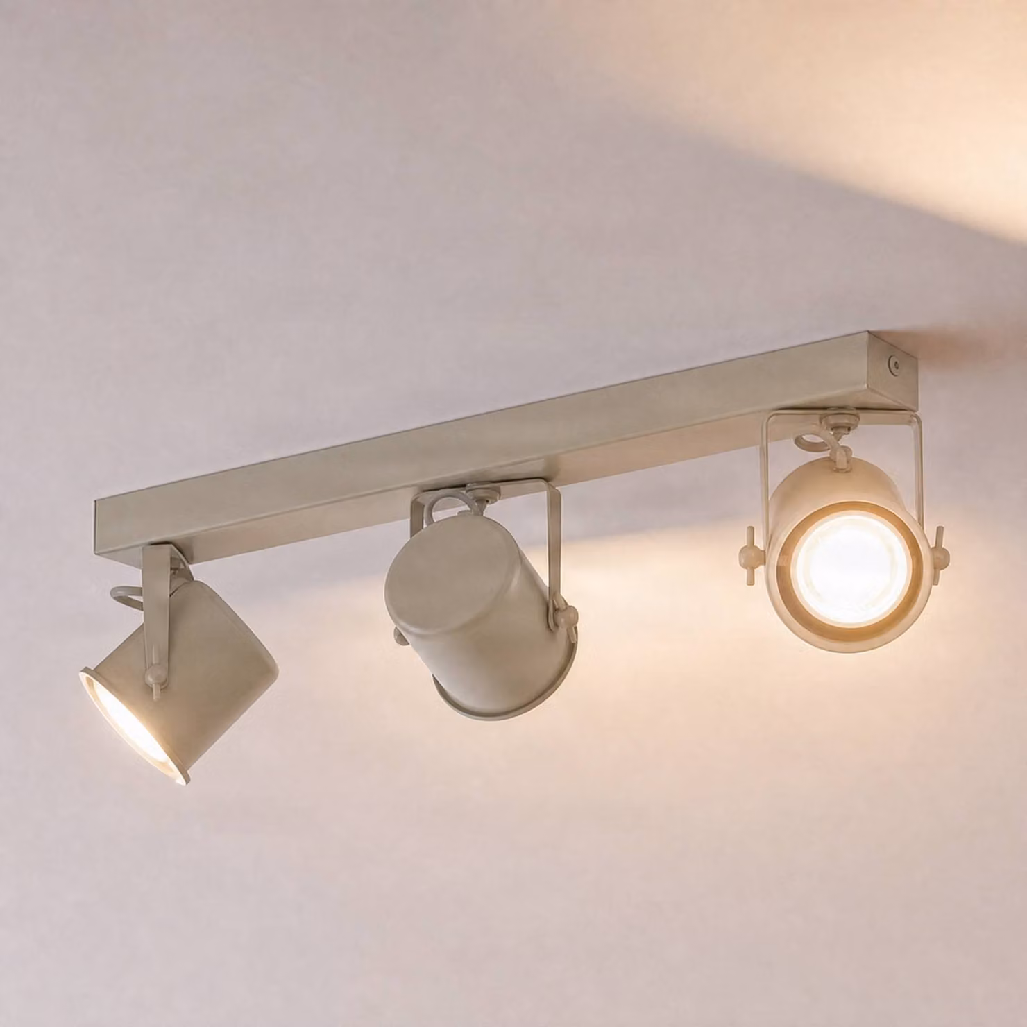 Faretto da soffitto Canico, a 3 luci, color crema Canico Argon, dimmerabile, Crema / Ambra, Soggiorno / Sala da pranzo, Metallo, Moderno, Faretto alogeno