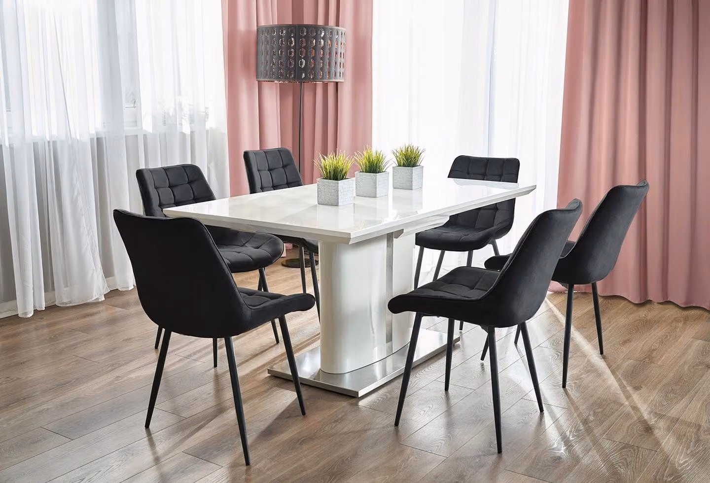 JUMI, sedia imbottita in velluto, design sagomato, modello MISTY, ideale per la cucina, il soggiorno o la sala da pranzo, colore nero