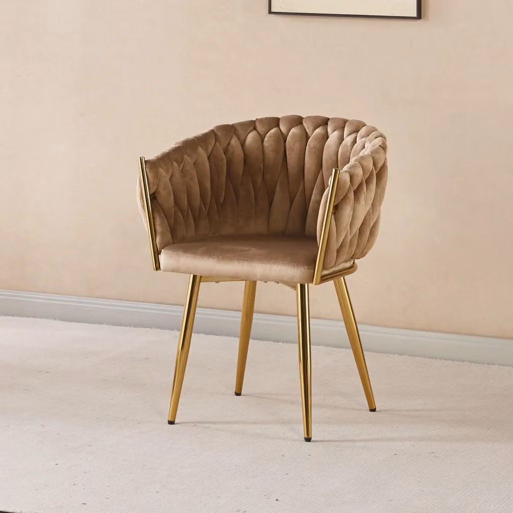 Poltrona moderna con schienale in velluto intrecciato e gambe in metallo placcato oro, sedia imbottita circolare color beige per salotto, sala da pranzo o camera da letto – 2