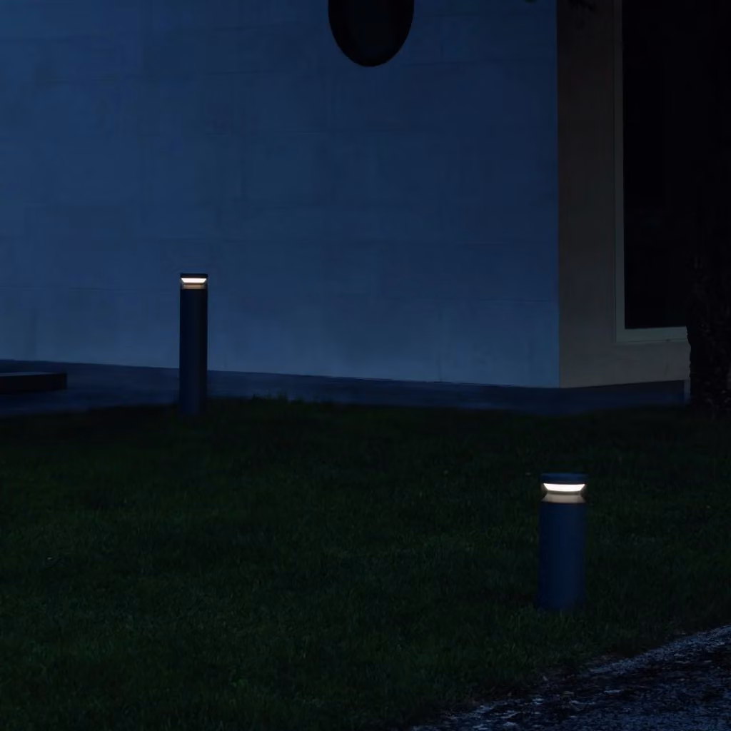 Lampada da esterno Boeing Ideal Lux in metallo e vetro nero con LED da 14W e luce calda 3000K – 2