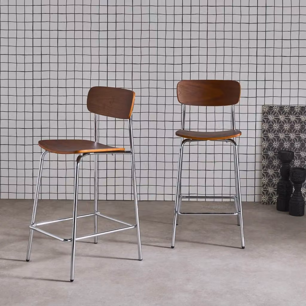 Set di 2 sgabelli da bar industrial Sweeek in metallo e legno color grigio, beige e marrone – 2