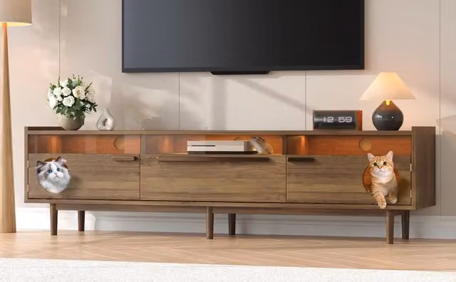 Mobile TV moderno in MDF con porte in vetro temperato, illuminazione LED e spazio relax per gatti, noce, 180×40×50 cm