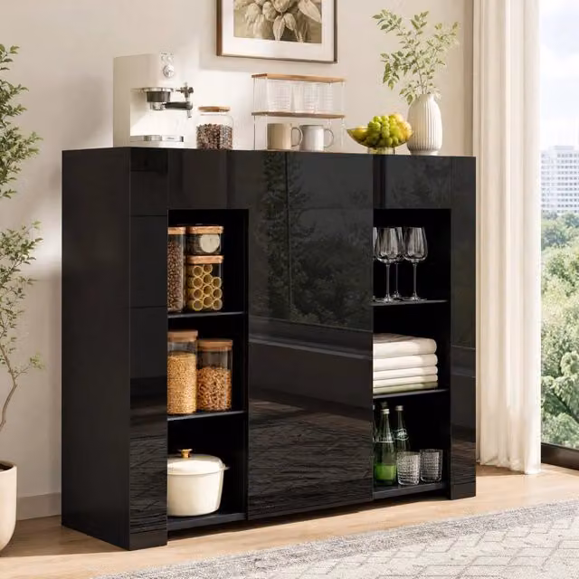 Credenza ULEVR 95x35x83 cm nera con frontale lucido parziale, anta e ripiani in vetro