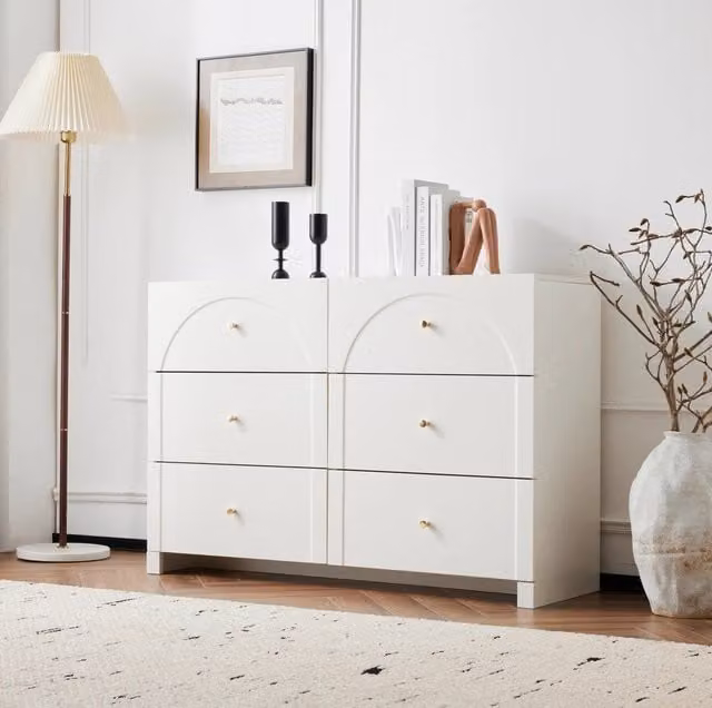 Cassettiera 82x120x40 cm con 6 cassetti; struttura stabile in truciolare bianco