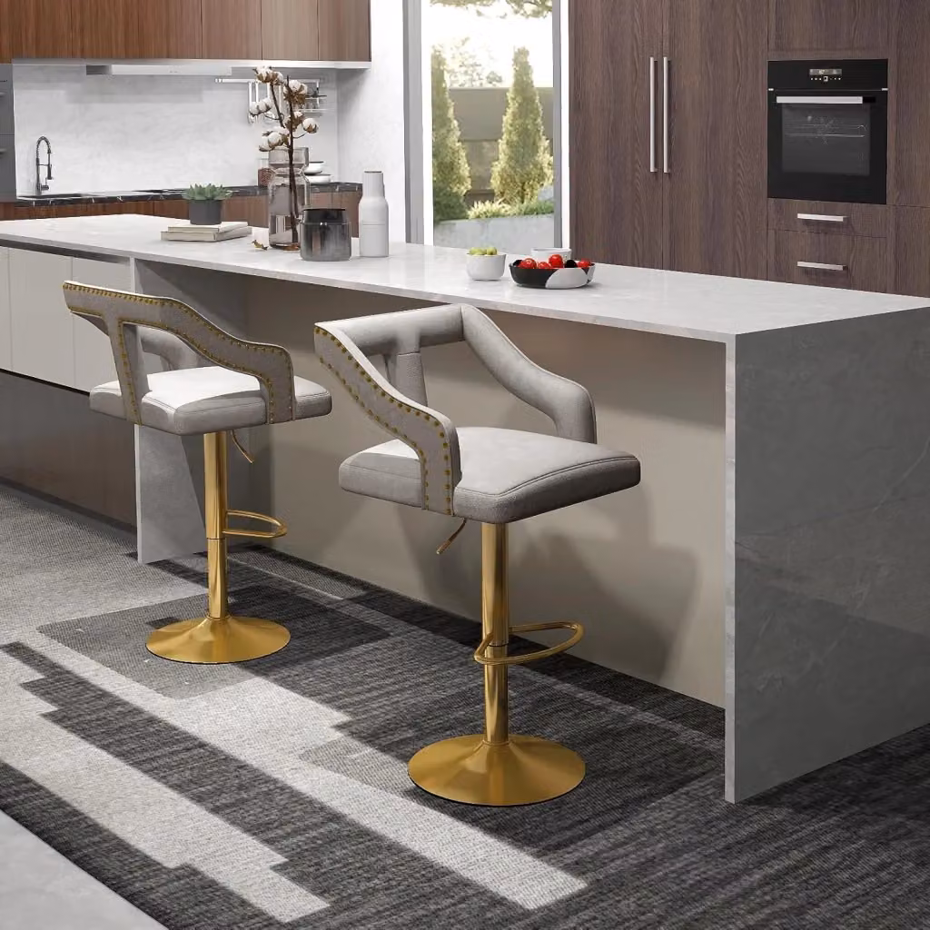 Set di 2 sgabelli da bar Costway in velluto con braccioli, girevoli a 360 gradi e regolabili, colore grigio – 2