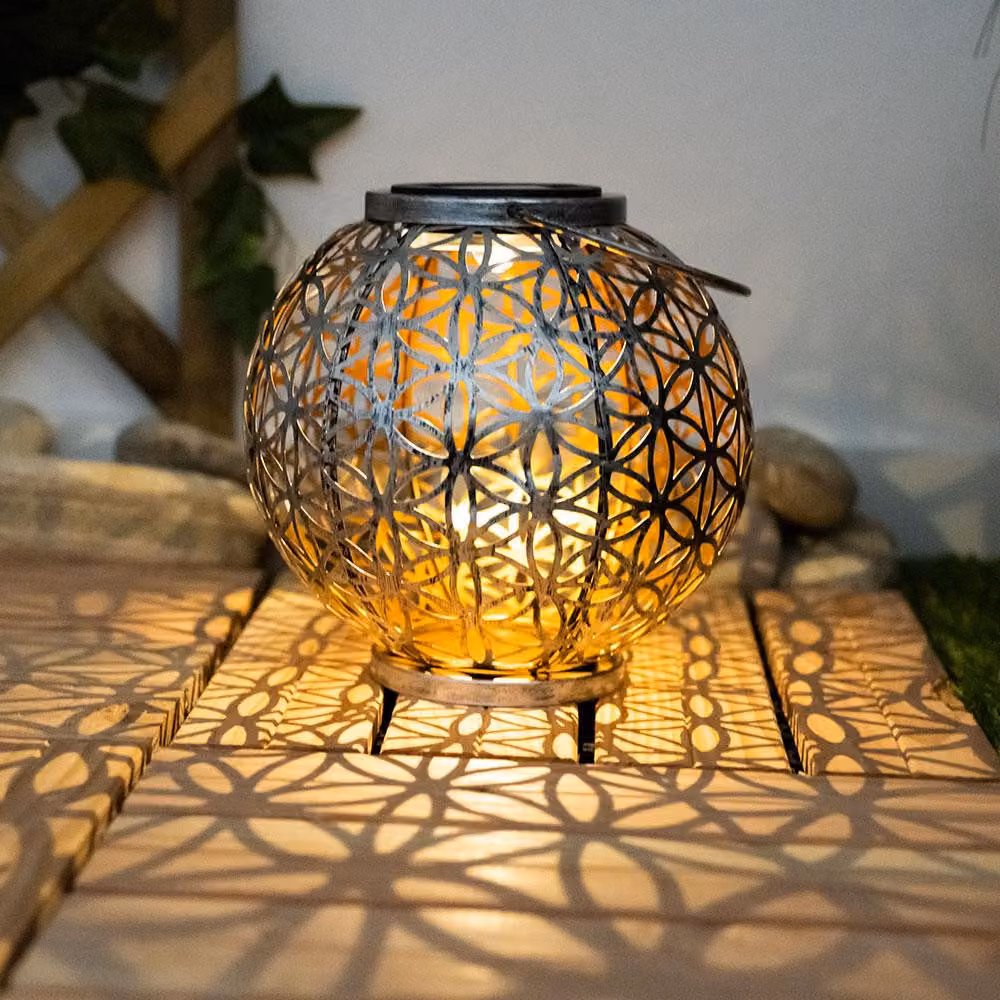 Lampada solare a LED, forma sferica, intrecciata, finitura argento anticato, altezza 29 cm