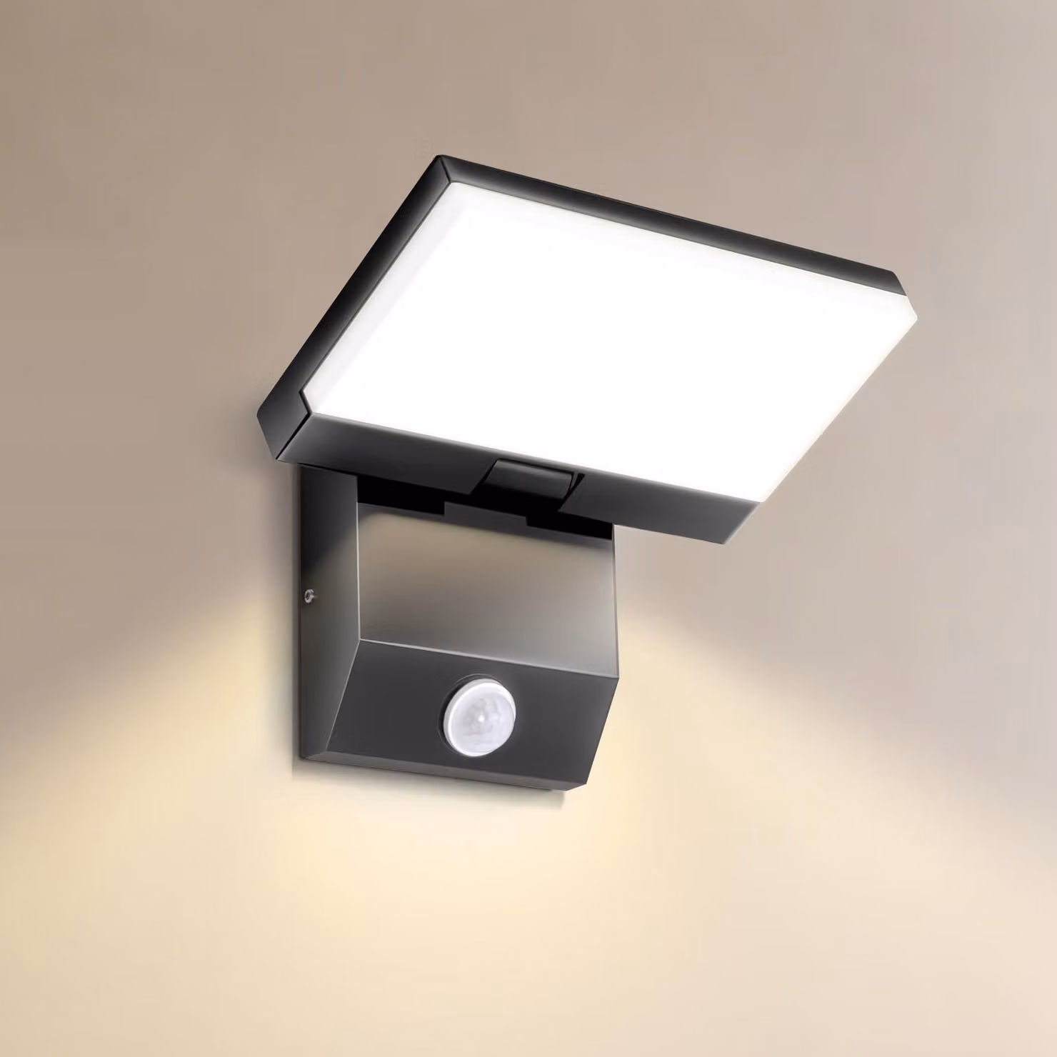 Lampada a LED da parete, 36W, 3600 lumen, 3000K, grado di protezione IP65, con sensore di movimento, orientabile, colore nero