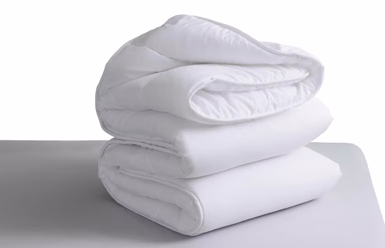 Coperta imbottita realizzata con fibra di silicone riciclata, peso 400 g, dimensioni 260 x 220 cm, ideale per l'inverno, per letti grandi