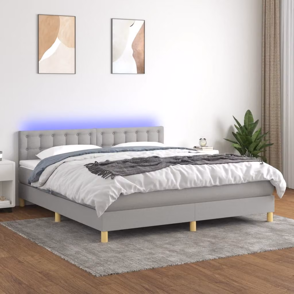 The Living Store Letto a molle con materasso e LED in tessuto grigio chiaro 180x200 cm
