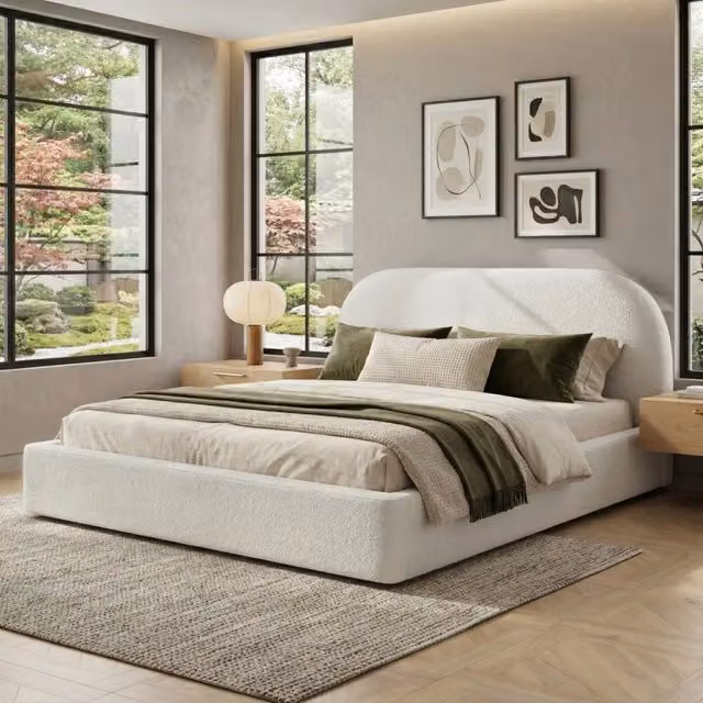 Letto matrimoniale Mivray con testiera e struttura imbottita in bouclé beige L: 180 cm x P: 200 cm