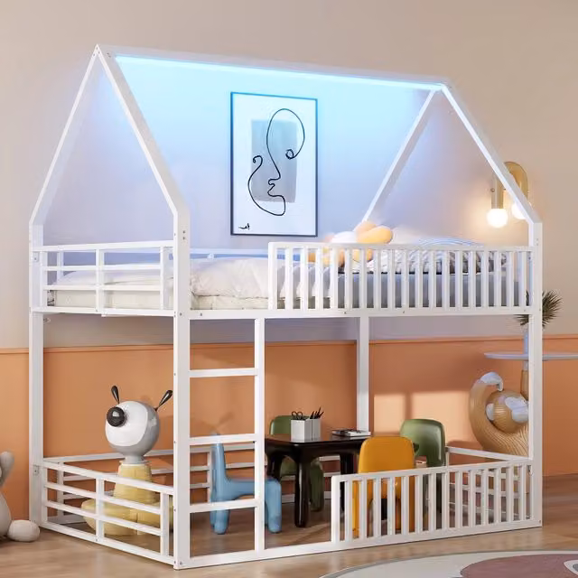 Letto a soppalco MIVRAY per bambini con struttura a casetta, barriera a recinto e illuminazione LED a 7 colori, metallo bianco, L/P/H: 200 x 140 x 145 cm