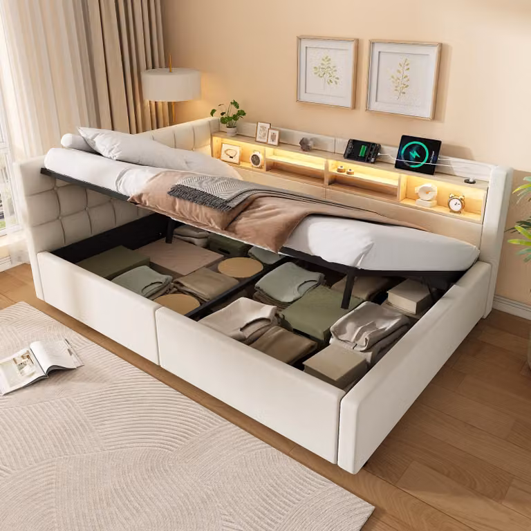 Divano letto Flieks 140x200 cm con USB e rivestimento in ecopelle, letto imbottito per ragazzi con contenitore a sollevamento idraulico e ripiani, divano letto "daybed" in lino, color beige