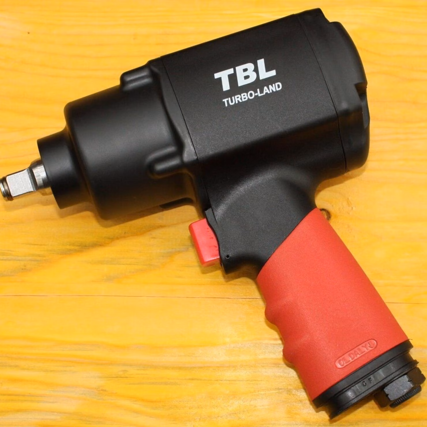 Avvitatore a Impulsi Pneumatico Professionale 1/2" 1356 Nm