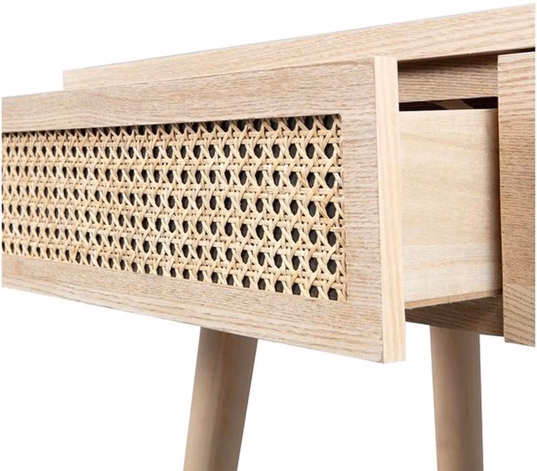 Azomor: elegante mensola in legno con finitura naturale, adatta a qualsiasi ambiente