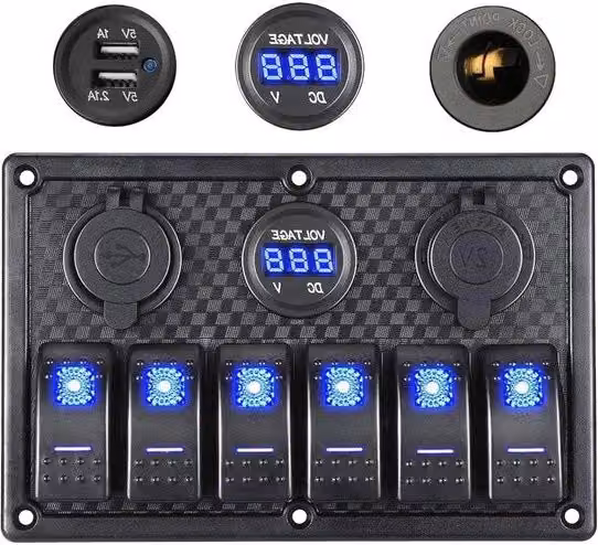 Pannello a 6 vie con schermo digitale per monitoraggio tensione e prese USB dual 5V - 12V/24V in versione nero e blu