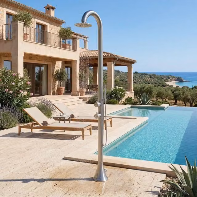 Doccia piscina SINED Luna in acciaio inox 316L spazzolato con doccino flessibile per acqua calda e fredda, ideale per interni ed esterni