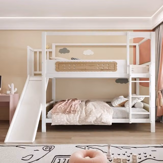 Letto a castello per bambini 90x200 cm con scivolo; scala larga e sponde; legno naturale e bianco