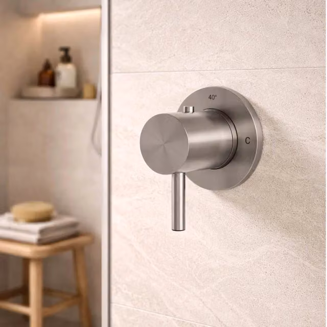 Miscelatore termostatico per doccia a muro SINED Modello LEVANTE in acciaio inox 316L satinato argento