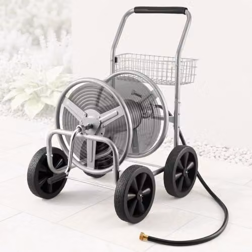 Carrello avvolgitubo VEVOR in acciaio color argento con 4 ruote per fino a 91 m di tubo da 1,6 cm