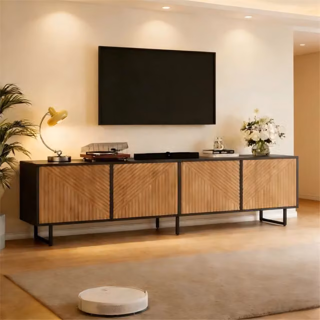 Mobile TV 180 x 40 x 50 cm con 4 ante; effetto legno naturale e dettagli neri